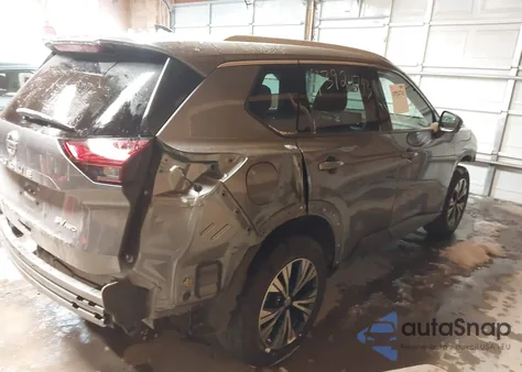 2021 Nissan Rogue Sv Intelligent Awd z USA, uszkodzony, nr VIN 5N1AT3BB9MC741016